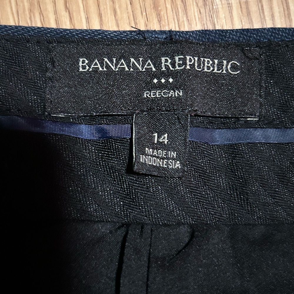 Banana Republic Reegan Pants - Picture 2 of 3